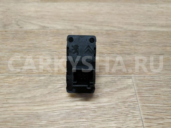 Кнопка стеклоподъемника заднего левого Peugeot 308 