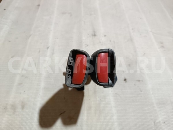 Ответная часть заднего ремня безопасности Volvo S40 