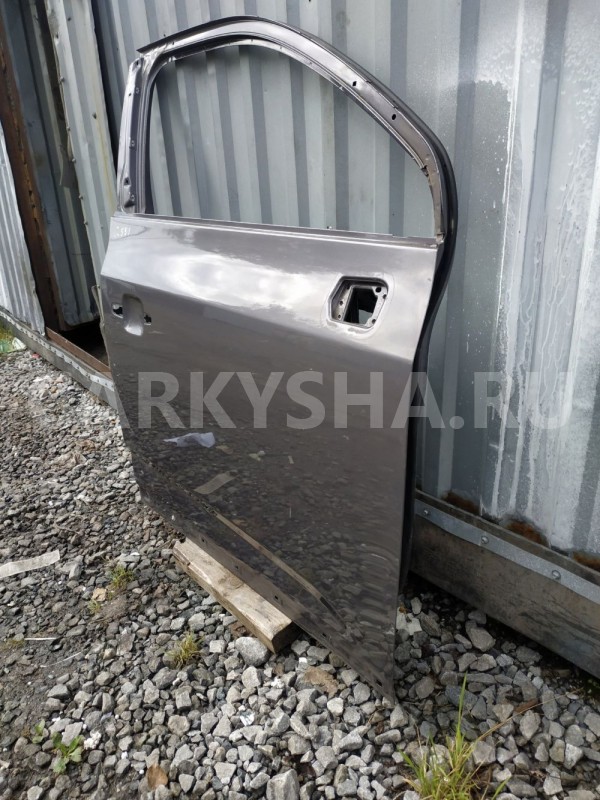 Дверь передняя правая Chevrolet Orlando 