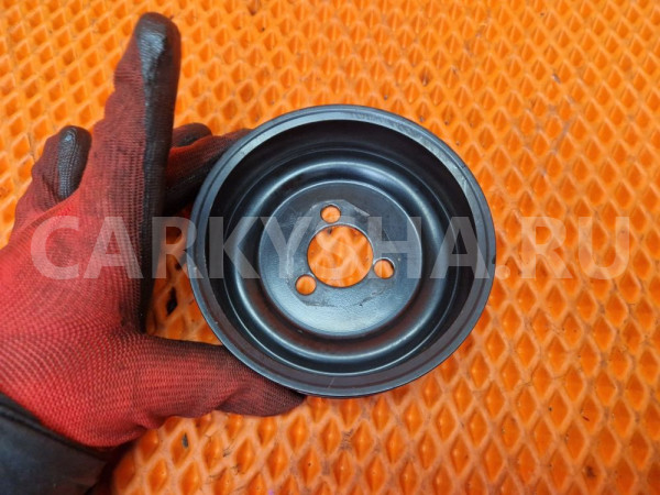 Шкив помпы volkswagen Polo 5 CFNA BTS 1.6 Volkswagen Polo оригинальный номер 03d121028b