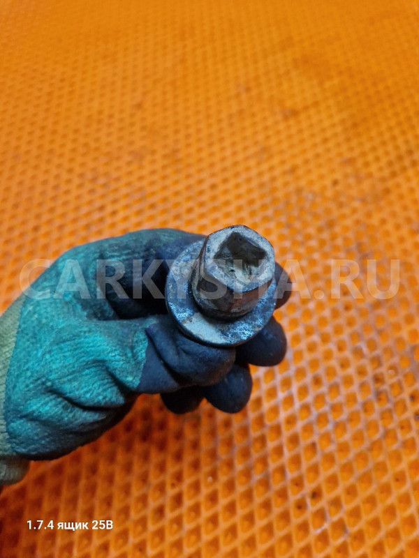 Болт шкива коленвала mitsubishi 4g63 Mitsubishi Galant 