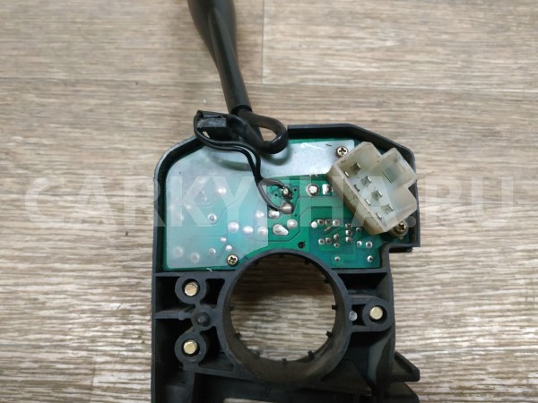 Переключатель стеклоочистителей Nissan Presea 