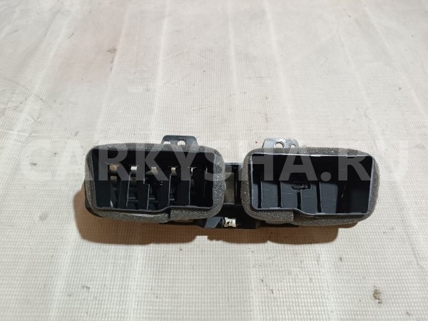 Дефлектор воздушный центральный Ford Mondeo 