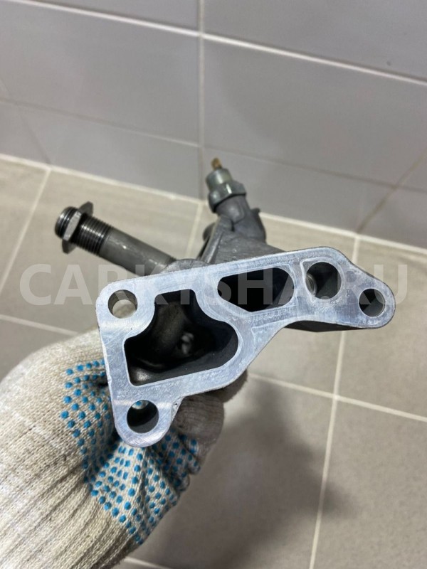 Крепление масляного фильтра Audi A4 1995 г. Audi A4 оригинальный номер 050115417