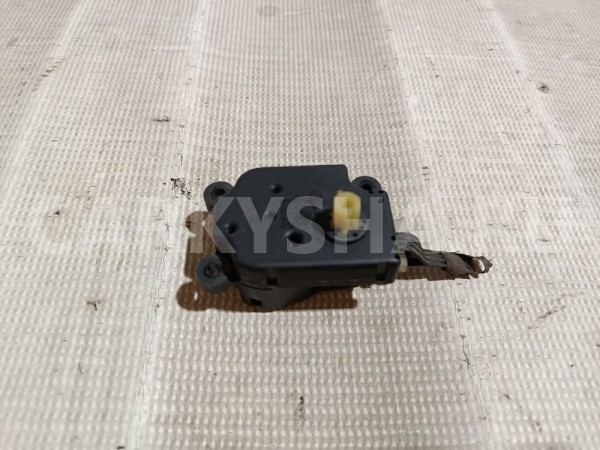 Моторчик заслонки отопителя Volvo S80 