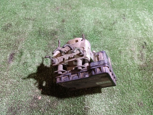 Блок ABS (насос) Mitsubishi Lancer оригинальный номер MR569441