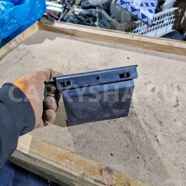 Бардачок левый Mitsubishi Galant, VI Mitsubishi Galant 