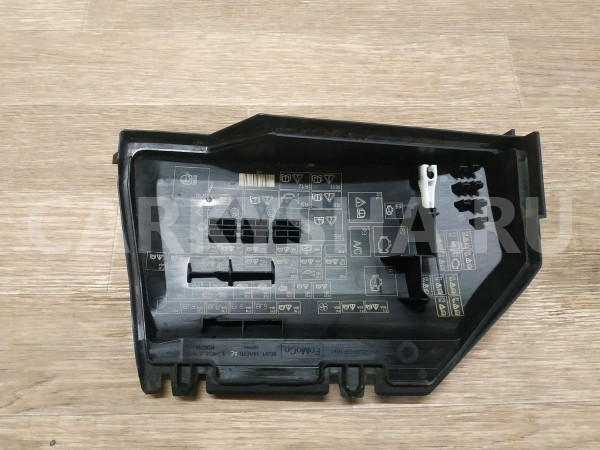 Крышка блока предохранителей Ford Mondeo 