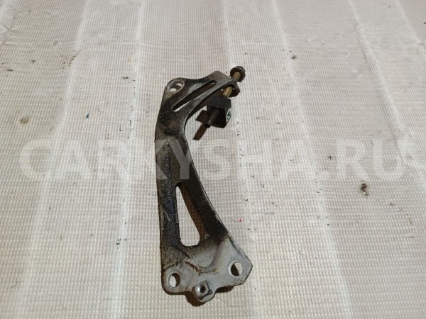 Кронштейн генератора Lexus RX оригинальный номер 1251420010