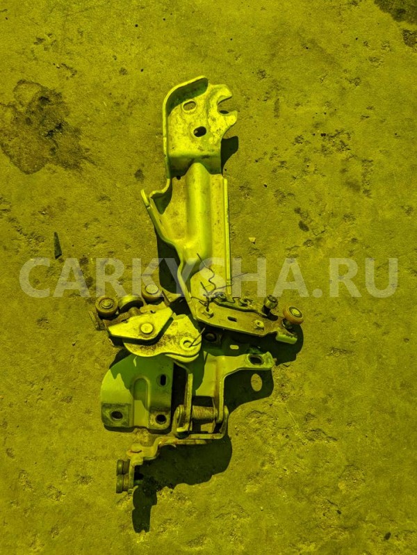 Ролик двери Nissan NV200 