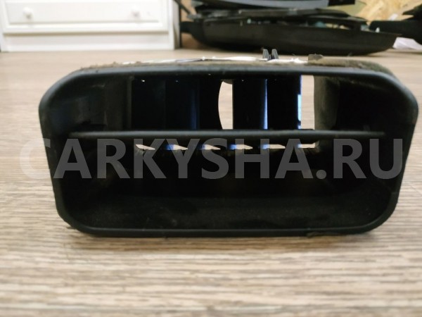 Дефлектор воздушный Toyota Avensis 