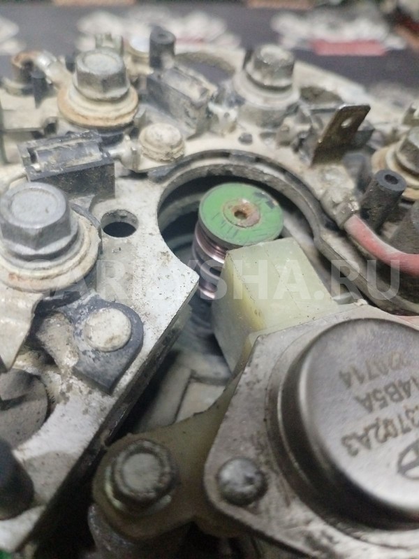 Генератор ваз 2109 2110 2111 2112 2114 2115 ВАЗ (Lada) 2110 оригинальный номер 21123701010