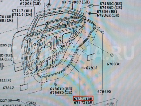 Уплотнитель двери задний правый Toyota Camry ACV40 Toyota Camry 