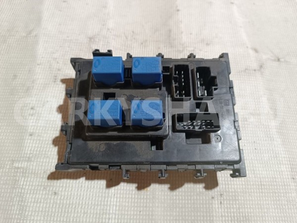 Блок предохранителей салонный Nissan Almera Classic 
