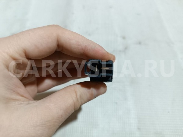 Выключатель концевой Mitsubishi Diamante оригинальный номер MB435457