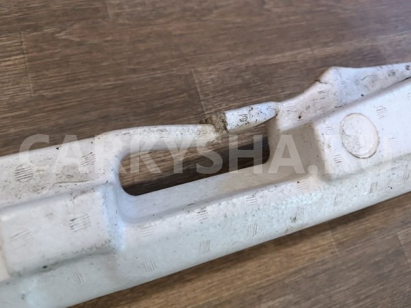 Наполнитель заднего бампера Nissan NV200 