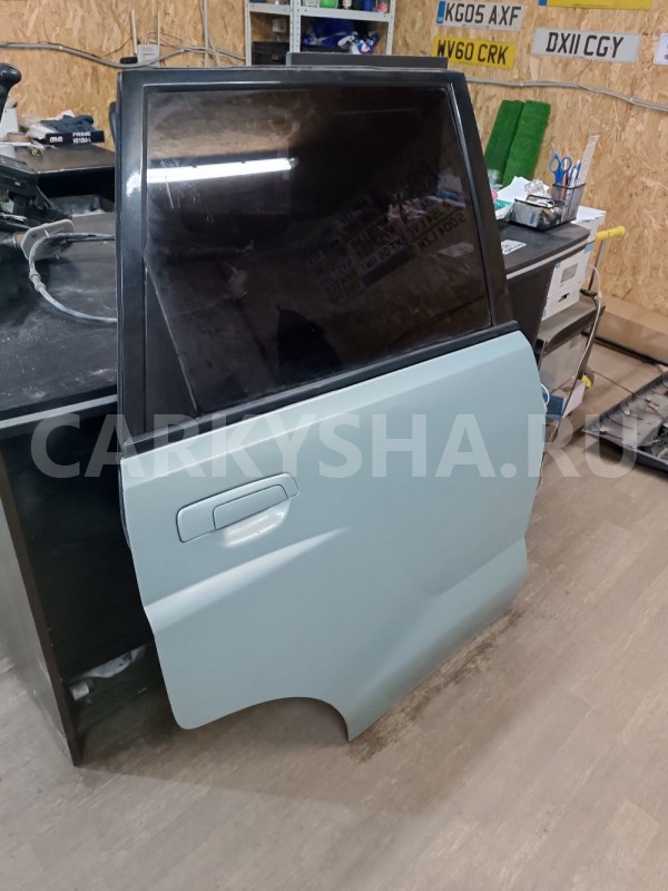 Дверь задняя правая Mitsubishi Dingo 