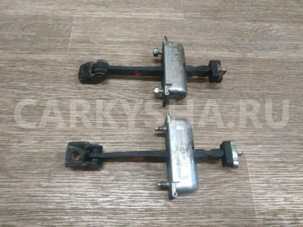 Ограничитель двери Opel Corsa 