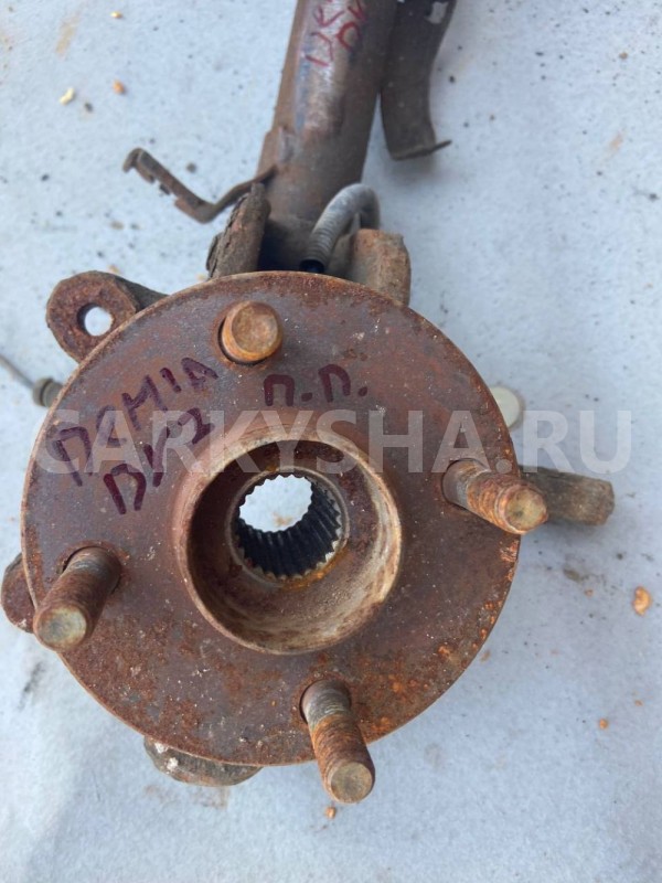 Кулак поворотный передний левый Mazda Demio IDY (2002—2007) Mazda 2 оригинальный номер D35033031C