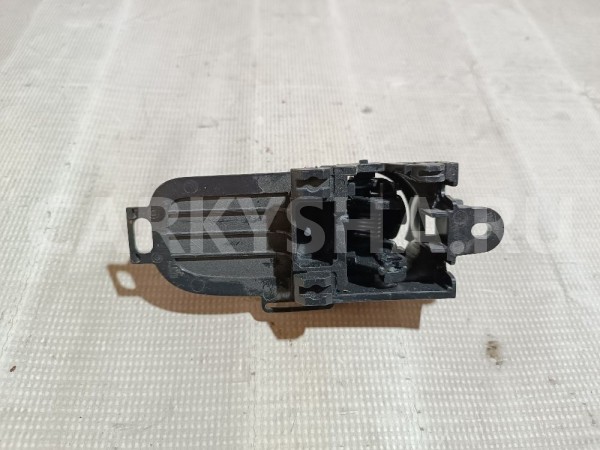 Ручка двери внутренняя левая Nissan NV200 