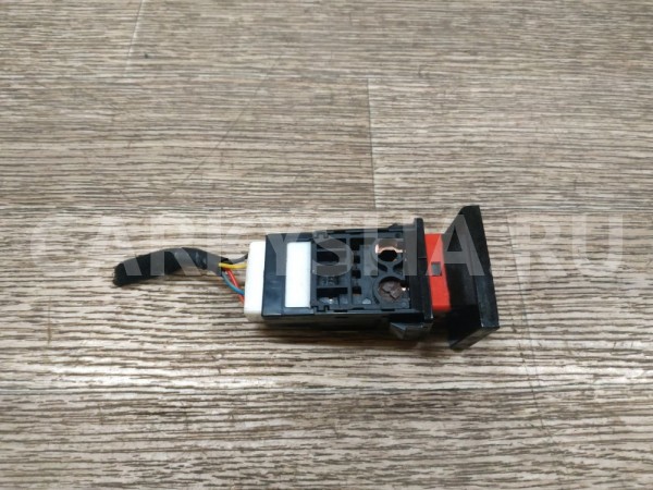 Кнопка аварийной сигнализации Hyundai ix35 