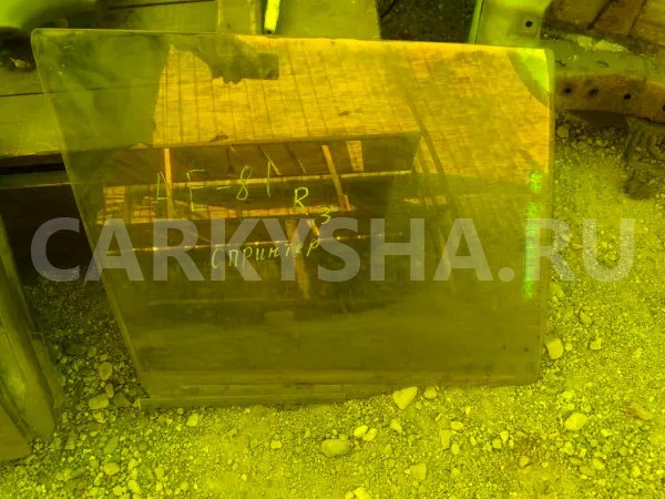 Стекло двери Toyota Sprinter 