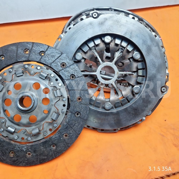 Маховик и сцепа volkswagen passat b6 BVY BVR 2.0 Volkswagen Passat оригинальный номер 06f105264c