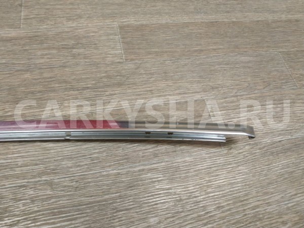 Накладка стекла переднего левого BMW 5er 