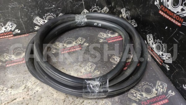 Уплотнитель двери Хендай Гетц Hyundai Getz оригинальный номер 821501C000