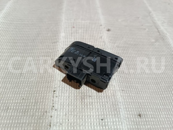 Кнопка обогрева заднего стекла Ford Focus 