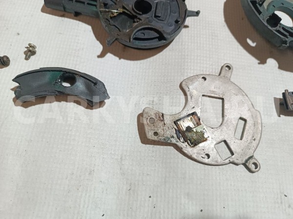 Трамблер Mitsubishi Diamante 