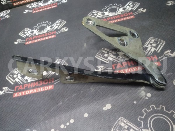 Петля петли капота Opel Astra H Опель Астра Opel Astra оригинальный номер 13213447
