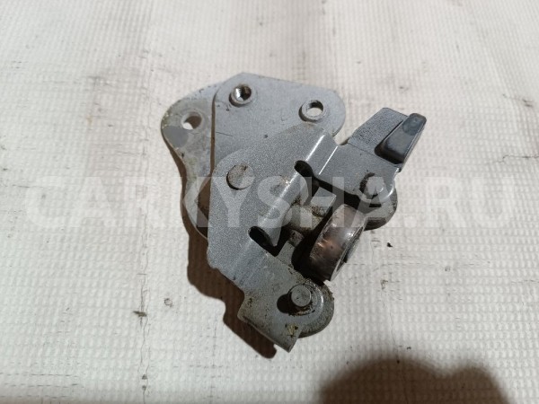 Петля двери задней левой нижняя Nissan NV200 