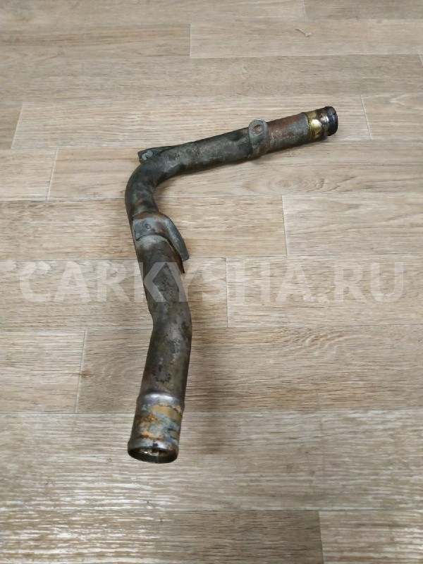 Трубка системы охлаждения Nissan Primera 