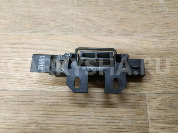 Плафон салонный Jaguar S-Type оригинальный номер XR813341