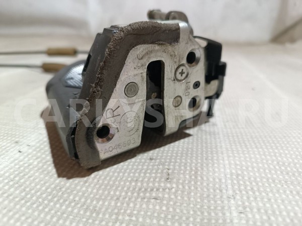 Замок двери задней правой Toyota Corolla 