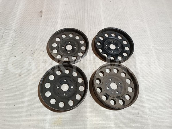 Шкив помпы Mitsubishi Lancer 