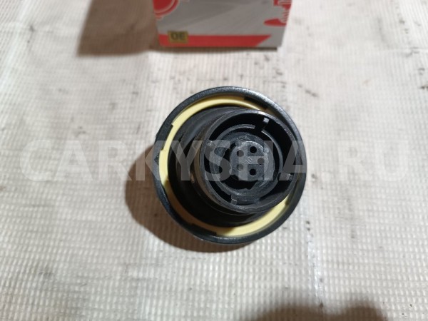 Крышка горловины бака топливного Hyundai Elantra 