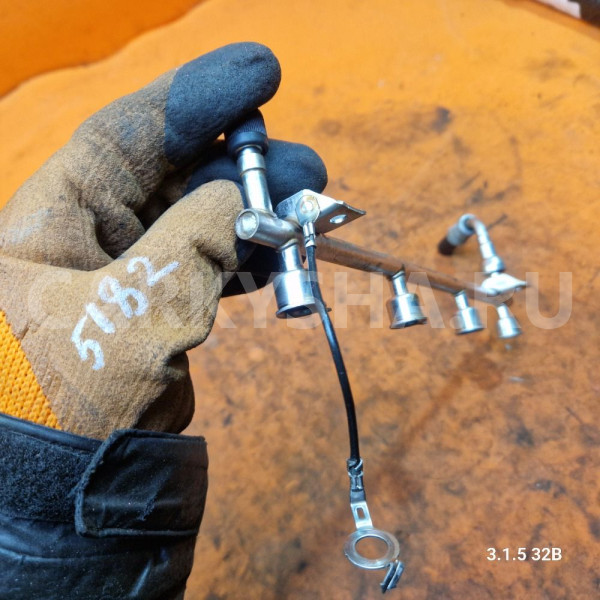 Топливная рампа opel astra H/J Z18XER F18D4 1.8 Opel Astra 