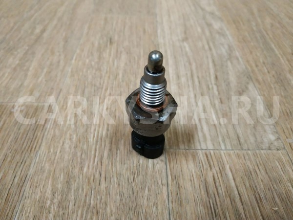 Датчик включения заднего хода Opel Astra оригинальный номер 9185908