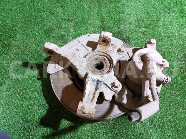 Кулак поворотный передний правый Fiat Albea 