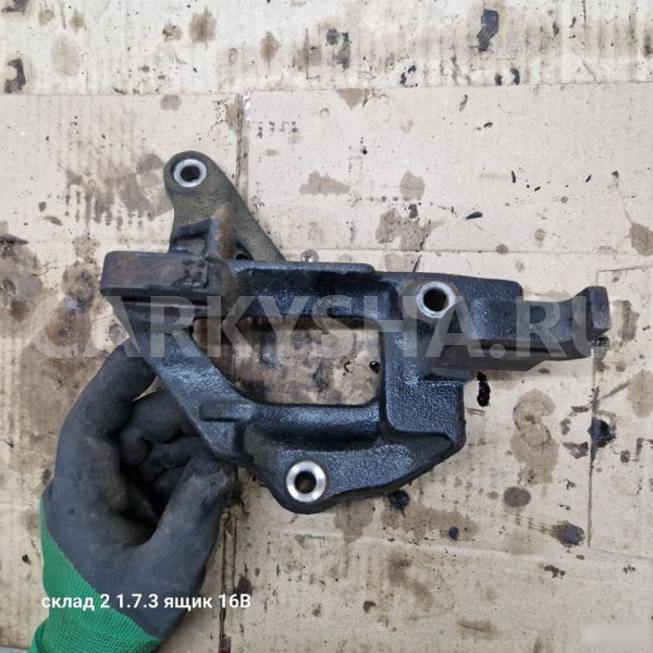 Кронштейн Honda Integra, ZC Honda Integra 