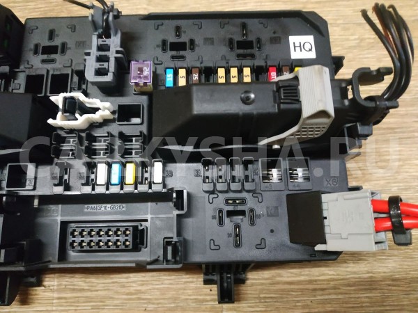 Блок предохранителей салонный Opel Astra 