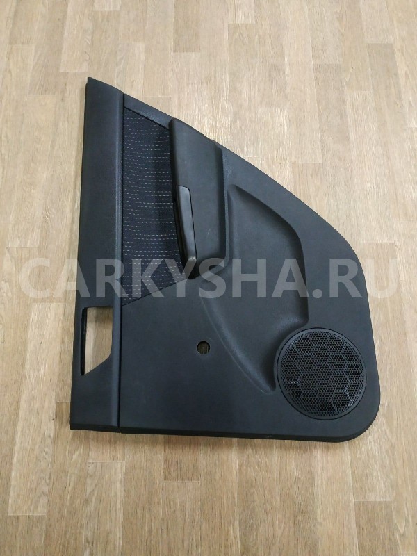 Обшивка двери задней правой Hyundai Getz 
