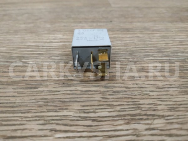 Реле Toyota Avensis 