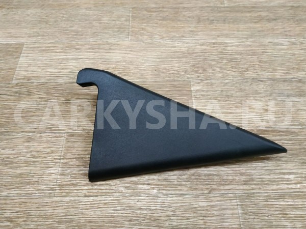 Накладка двери задней правой Mazda 3 