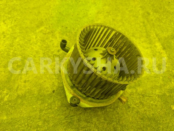 Мотор печки Nissan Bluebird 