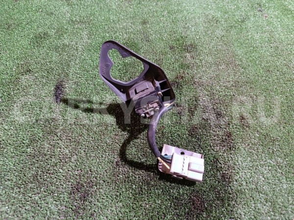 Кнопка стеклоподъемника Rover 200 