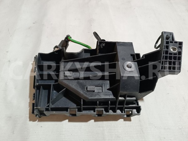 Блок предохранителей подкапотный Ford Mondeo 