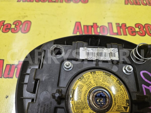 Подушка безопасности в рулевое колесо Renault Duster 